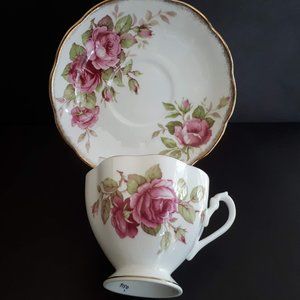 Queen Anne Pink Cabbage Roses teacup and Saucer